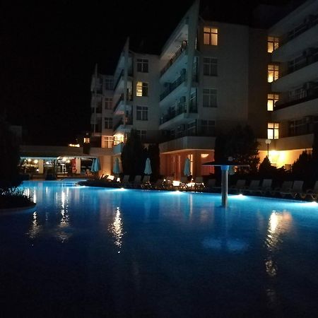 Apartment Daisy Grand Kamelia ซันนีบีช ภายนอก รูปภาพ