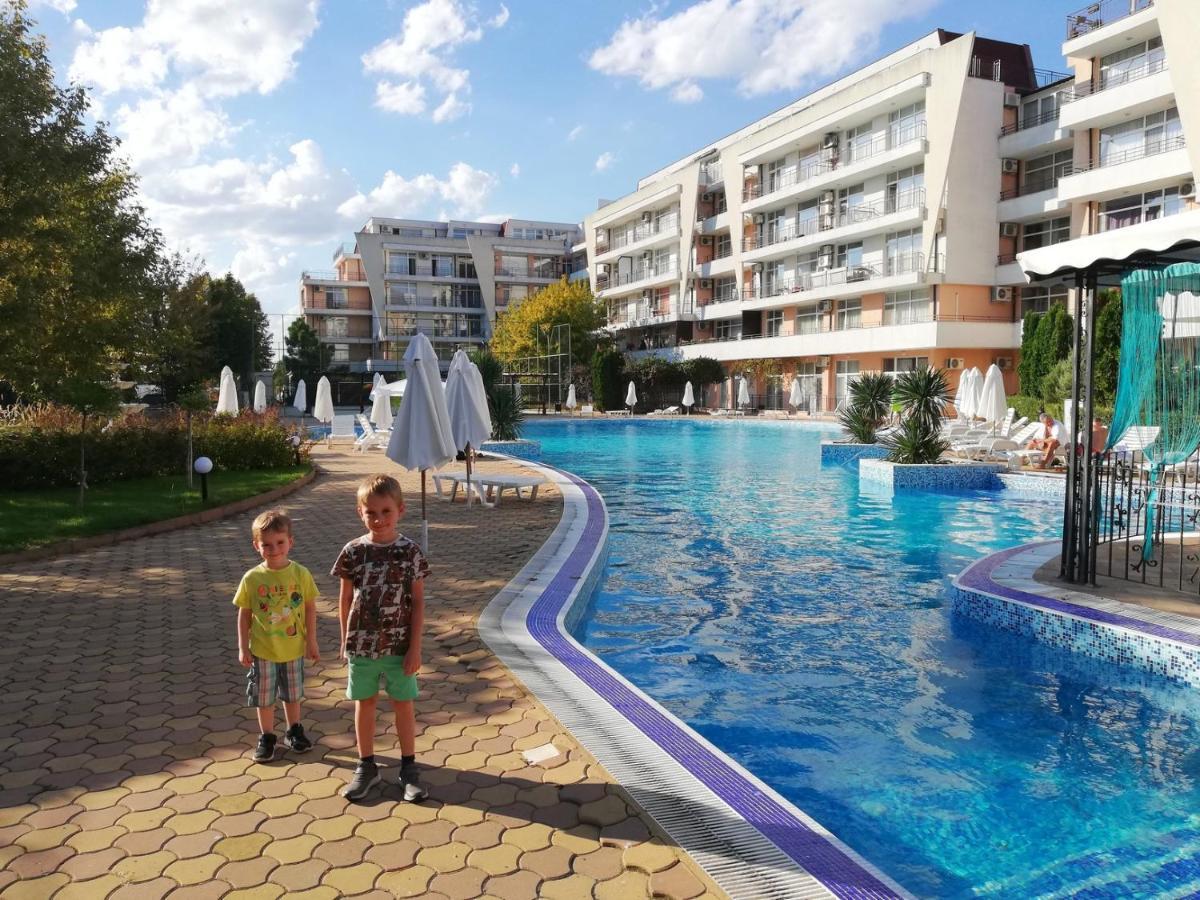 Apartment Daisy Grand Kamelia ซันนีบีช ภายนอก รูปภาพ